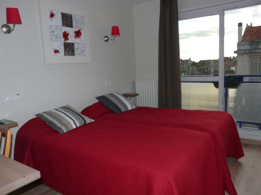 Logis Hotel Epi D'Or Angoulême Екстериор снимка