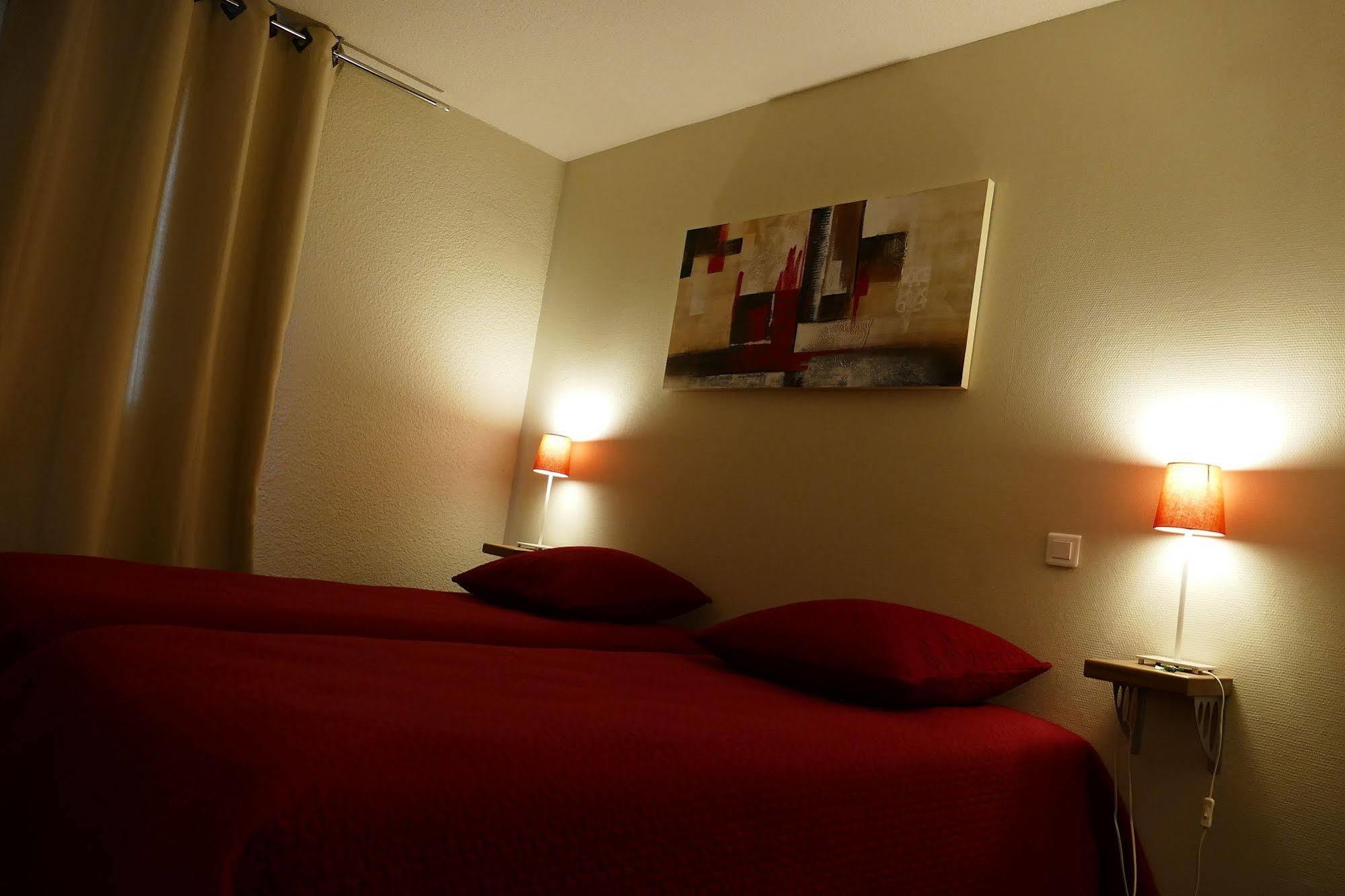 Logis Hotel Epi D'Or Angoulême Екстериор снимка