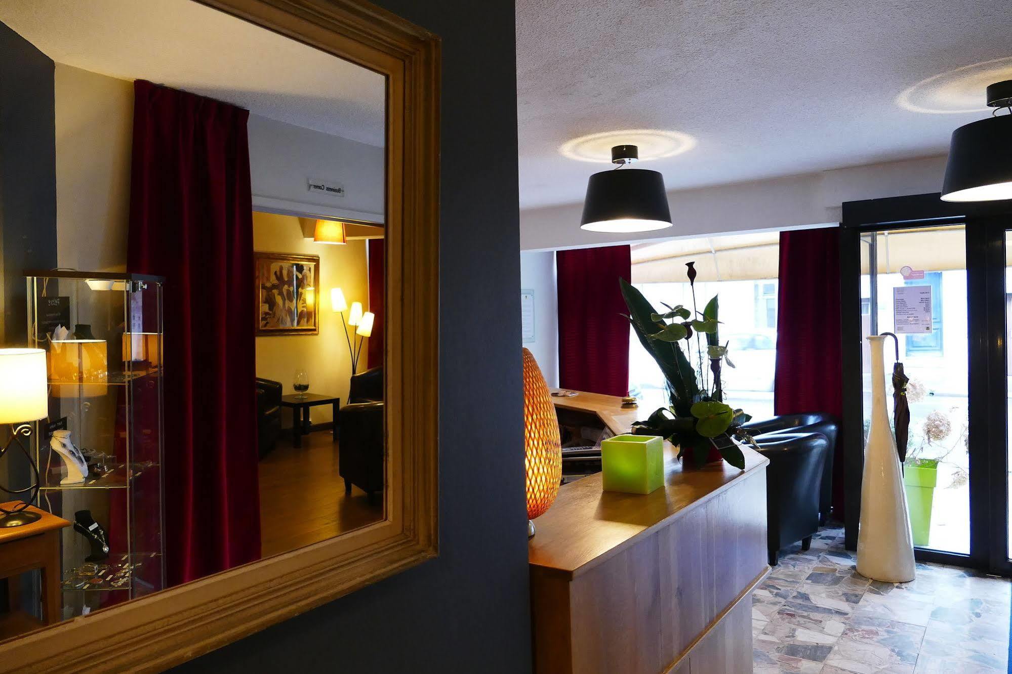 Logis Hotel Epi D'Or Angoulême Екстериор снимка