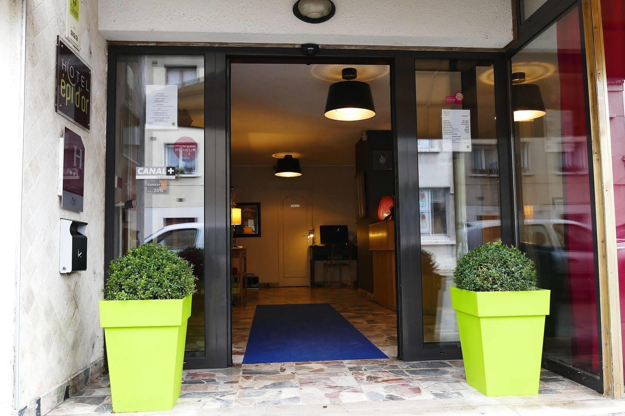 Logis Hotel Epi D'Or Angoulême Екстериор снимка