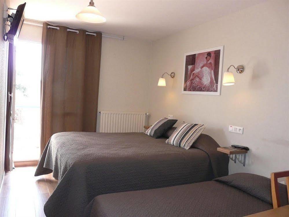 Logis Hotel Epi D'Or Angoulême Екстериор снимка